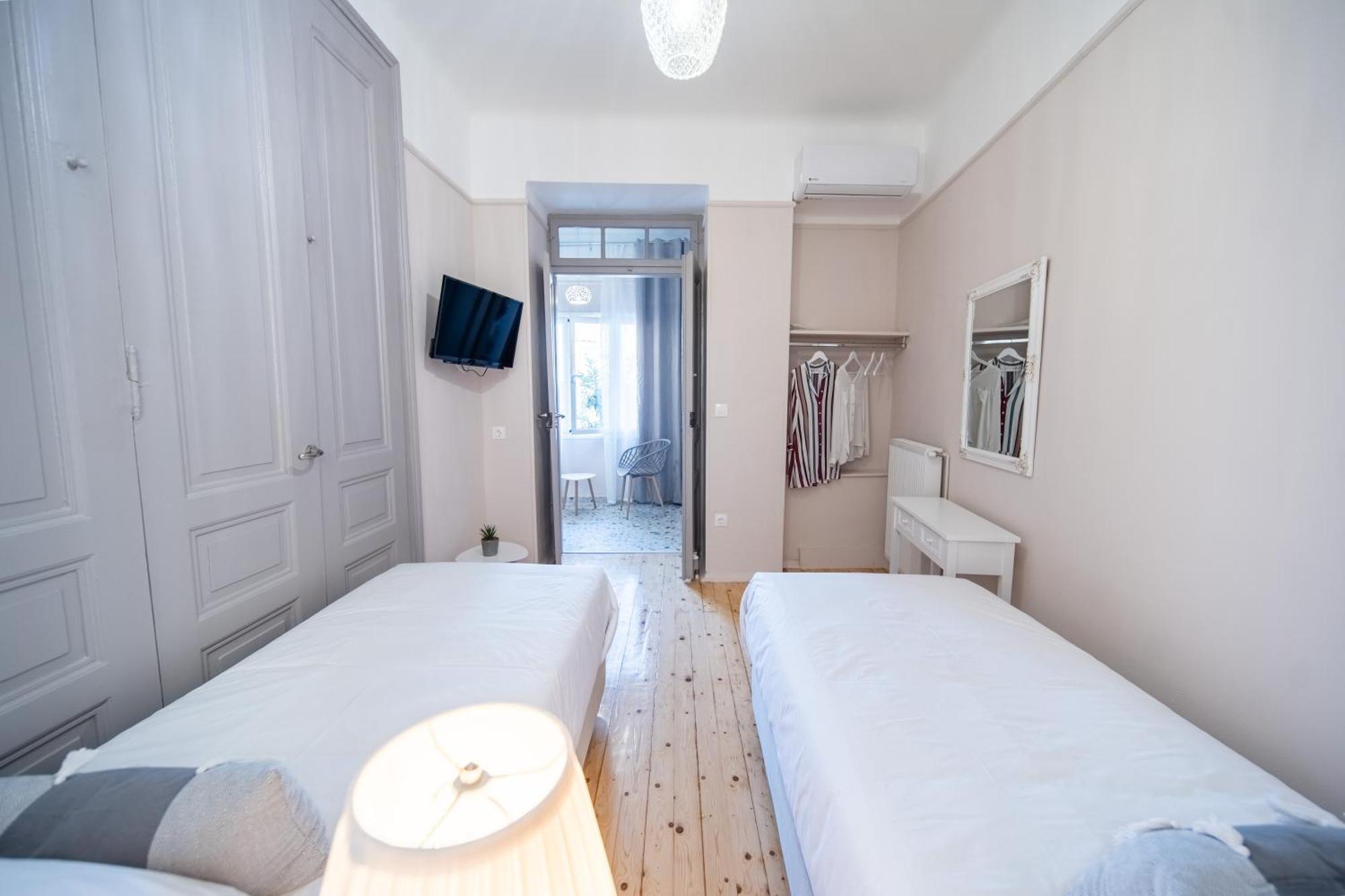 Appartement Oikia Tripodon à Athènes Extérieur photo