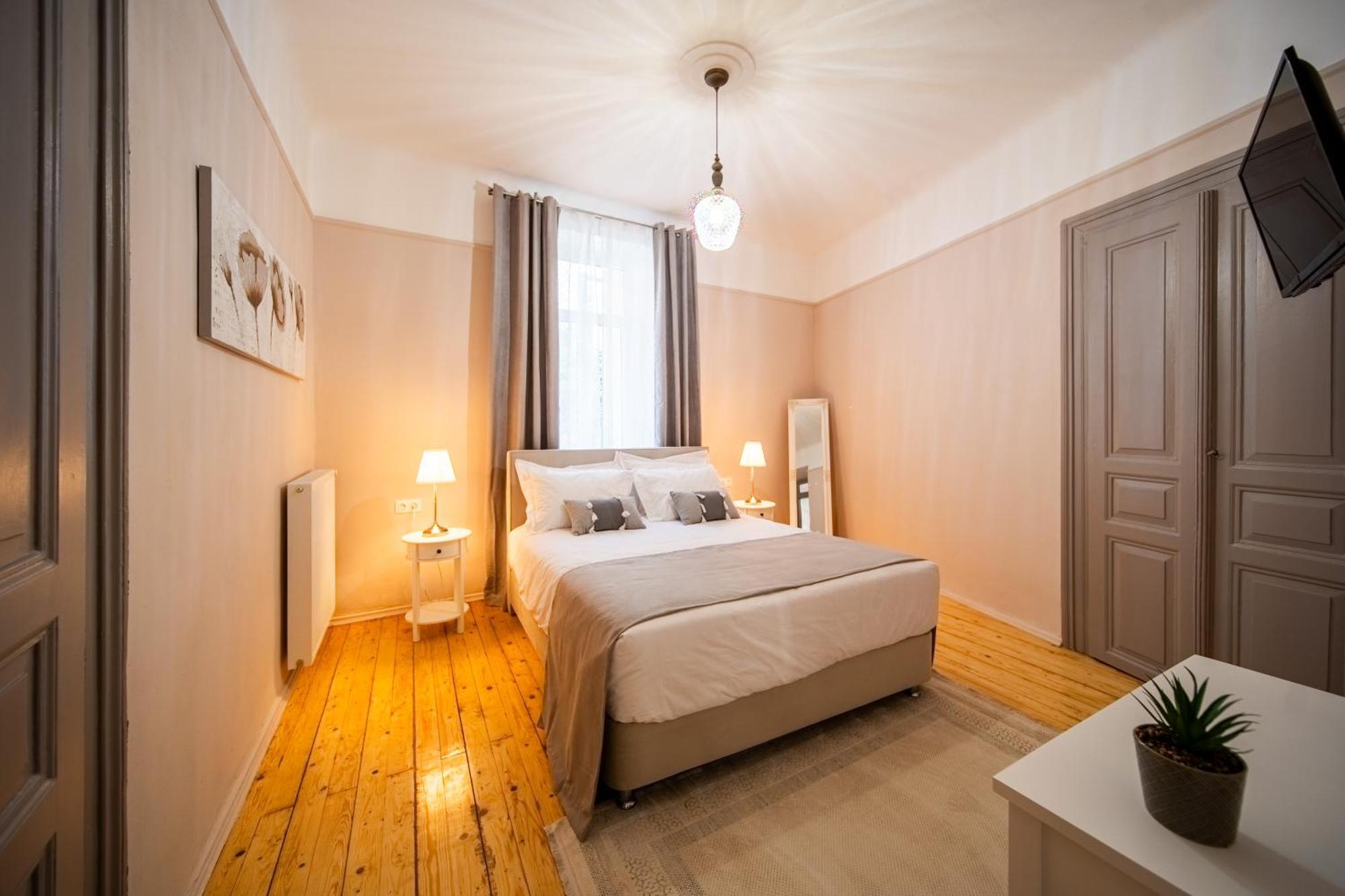 Appartement Oikia Tripodon à Athènes Extérieur photo