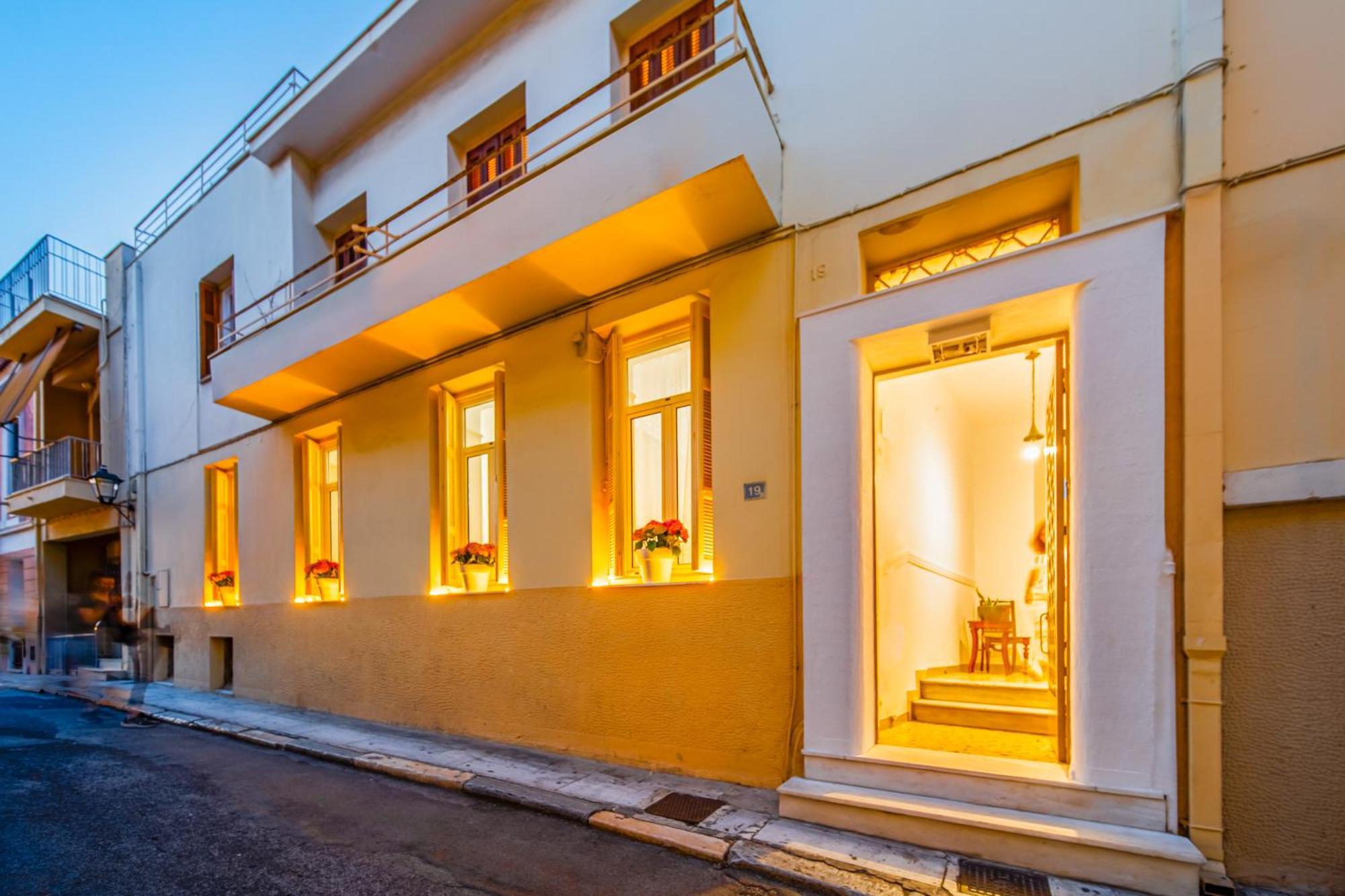 Appartement Oikia Tripodon à Athènes Extérieur photo